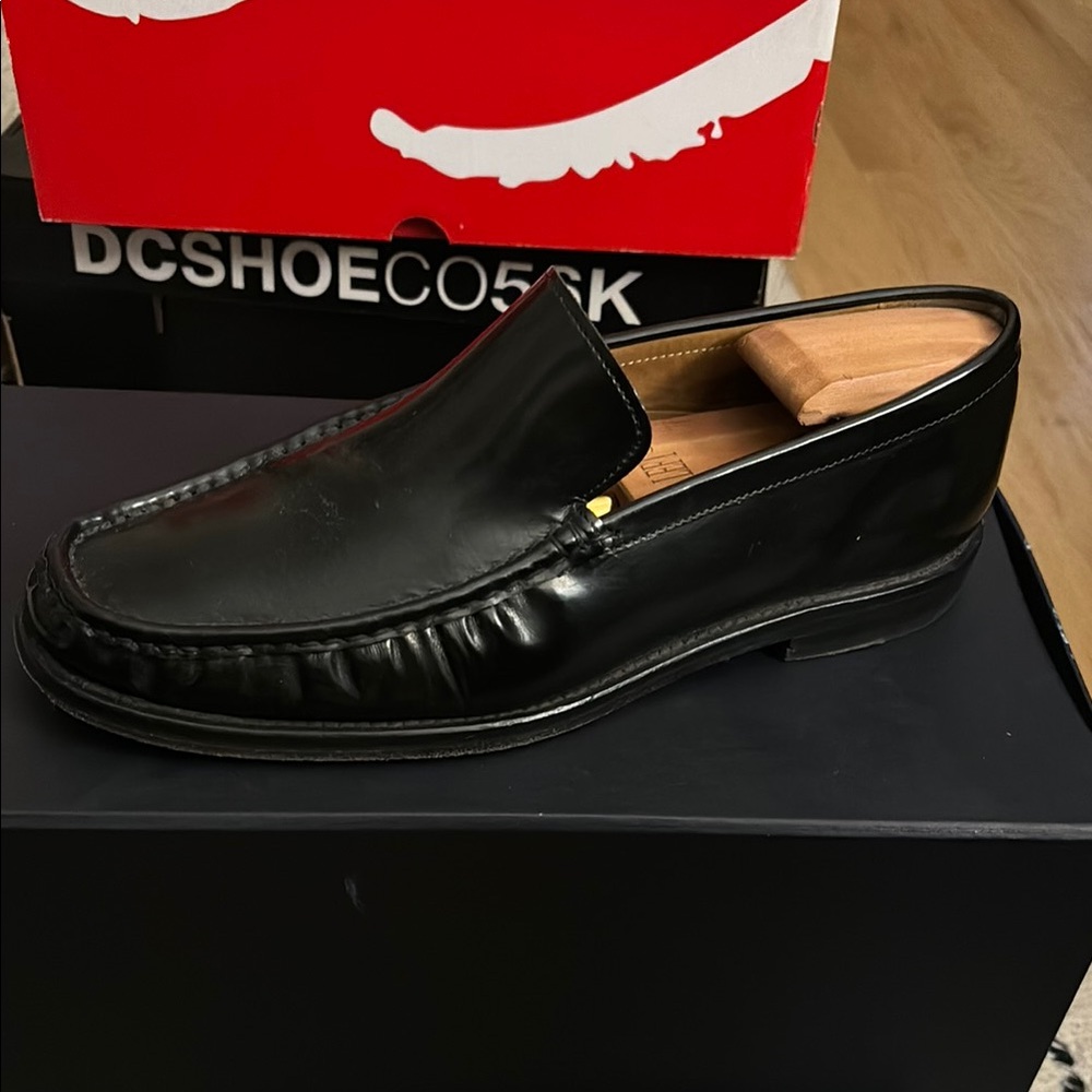 Suitsupply patent leather loafers